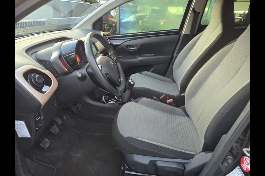 Citroën C1 1.0 VTi Elle | 1E EIGENAAR | 12MND GARANTIE | AIRCO | CAMERA | KEYLESS |