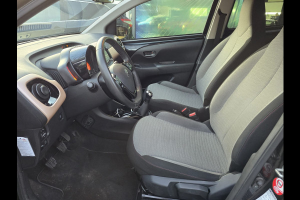 Citroën C1 1.0 VTi Elle | 1E EIGENAAR | 12MND GARANTIE | AIRCO | CAMERA | KEYLESS |