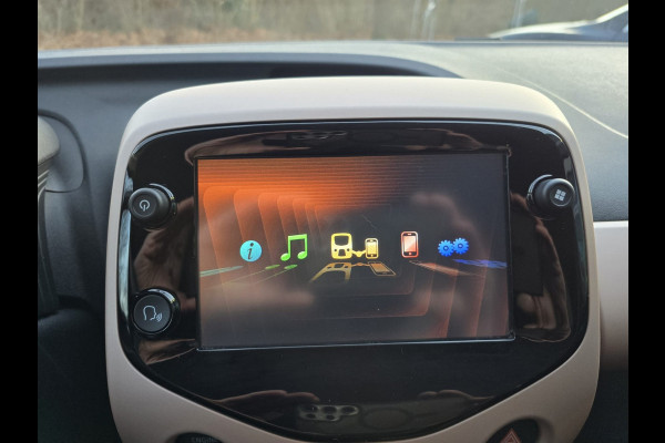 Citroën C1 1.0 VTi Elle | 1E EIGENAAR | 12MND GARANTIE | AIRCO | CAMERA | KEYLESS |