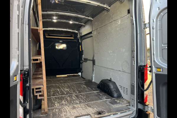 Ford Transit 350 2.0 TDCI L3H3 Trend RWD Automaat