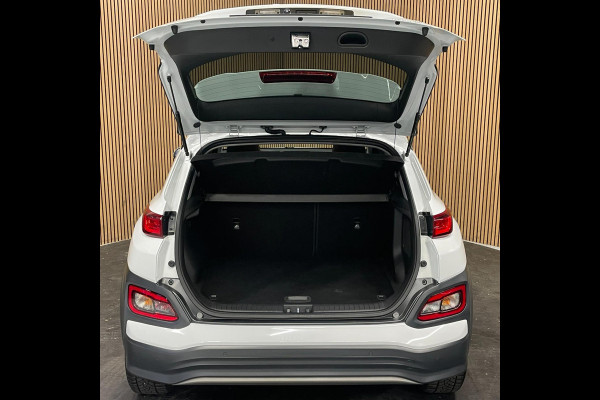Hyundai Kona EV Premium 64 kWh|GROTE ACCU|100% SOH|HEAD-UP|KRELL|LEDER|ACC|STUURVERW|STOELVERW+VENT.|CAMERA|CARPLAY|ORG.NL|NAP|