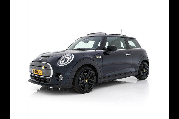 MINI Mini Electric Yours 33 kWh [ 3-Fase ] { SOH 100% } (INCL-BTW ) Aut.* HEATPUMP | PANO | LEATHER | DIGI-COCKPIT | HEAD-UP | FULL-LED | NAVI-FULLMAP | HEATED-SPORTSEATS | DAB | CRUISE | HARMAN/KARDON | CAMERA | KEYLESS | AMBIENTLIGHT | 17"ALU*