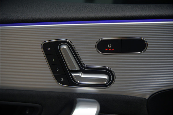 Mercedes-Benz A-Klasse 250 e Advantage AMG | Panoramadak | Burmester | Stoelverwarming | Memory Seat | Cruise Control | Camera | Apple Carplay | Ambiance Verlichting | Night Pakket | Keyless |
