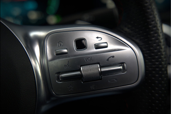 Mercedes-Benz A-Klasse 250 e Advantage AMG | Panoramadak | Burmester | Stoelverwarming | Memory Seat | Cruise Control | Camera | Apple Carplay | Ambiance Verlichting | Night Pakket | Keyless |