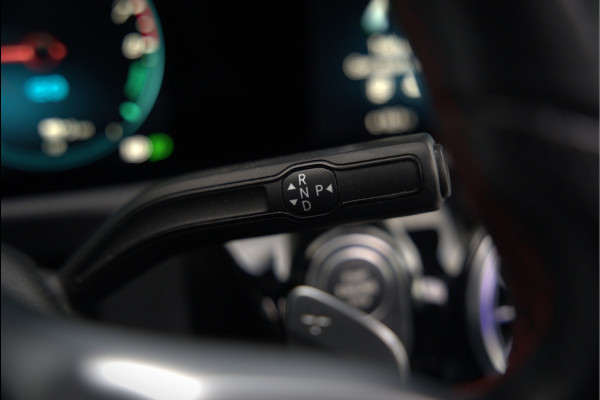 Mercedes-Benz A-Klasse 250 e Advantage AMG | Panoramadak | Burmester | Stoelverwarming | Memory Seat | Cruise Control | Camera | Apple Carplay | Ambiance Verlichting | Night Pakket | Keyless |
