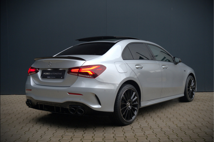 Mercedes-Benz A-Klasse 250 e Advantage AMG | Panoramadak | Burmester | Stoelverwarming | Memory Seat | Cruise Control | Camera | Apple Carplay | Ambiance Verlichting | Night Pakket | Keyless |