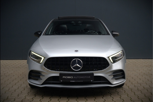 Mercedes-Benz A-Klasse 250 e Advantage AMG | Panoramadak | Burmester | Stoelverwarming | Memory Seat | Cruise Control | Camera | Apple Carplay | Ambiance Verlichting | Night Pakket | Keyless |