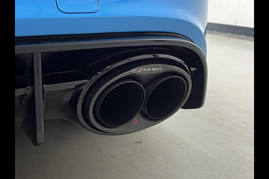 Audi RS6 *PERFORMANCE*CERAMIC*SOFCL*B&O*HUD*AKRA*KW*CONCAVE