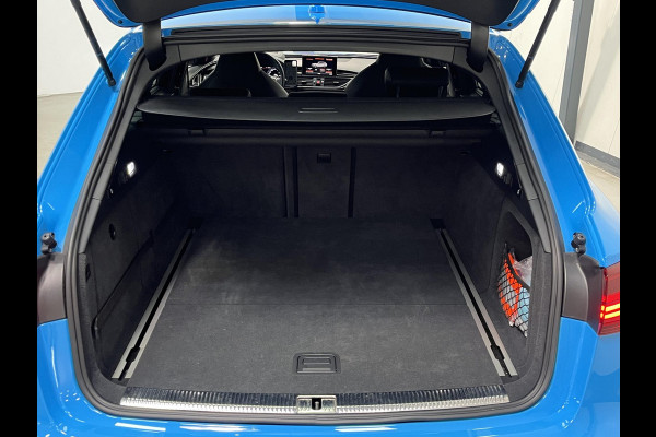 Audi RS6 *PERFORMANCE*CERAMIC*SOFCL*B&O*HUD*AKRA*KW*CONCAVE