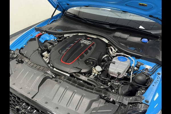 Audi RS6 *PERFORMANCE*CERAMIC*SOFCL*B&O*HUD*AKRA*KW*CONCAVE