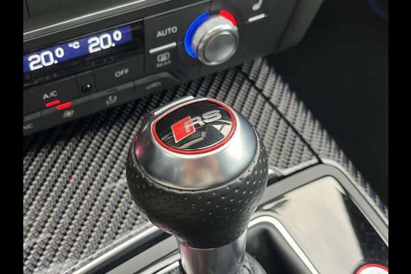 Audi RS6 *PERFORMANCE*CERAMIC*SOFCL*B&O*HUD*AKRA*KW*CONCAVE