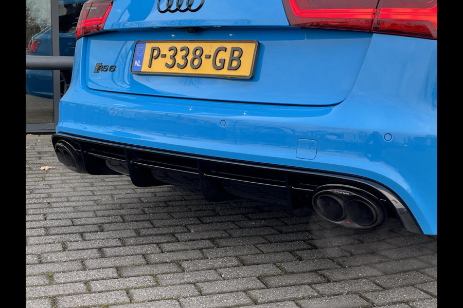 Audi RS6 *PERFORMANCE*CERAMIC*SOFCL*B&O*HUD*AKRA*KW*CONCAVE