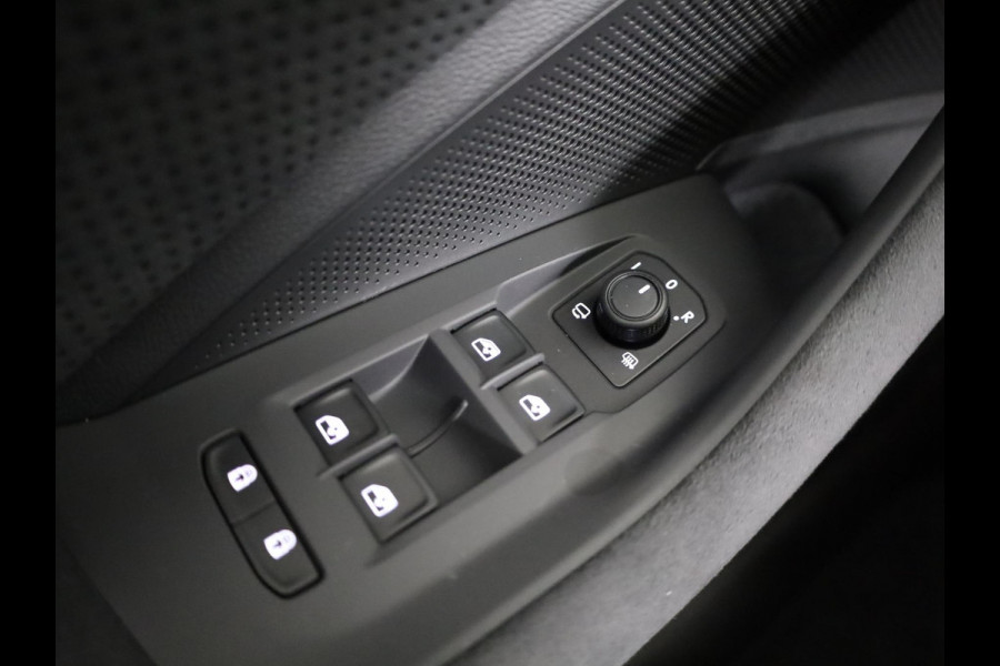 Škoda Superb Sportline Business PHEV 1.5 TSI 204 pk 6 versn. DSG | Travel Assist Plus Sportline | Trekhaak wegklapbaar | Winterpakket | Lichtmetalen velgen 19 inch Torcular