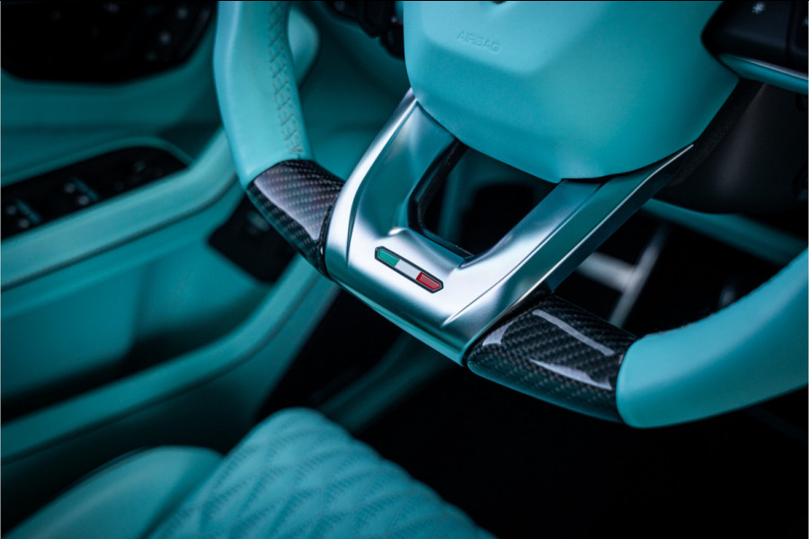 Lamborghini Urus Mansory 4.0 V8 - Panorama | Sterrenhemel | Sensonum | Massage | Stoelkoeling