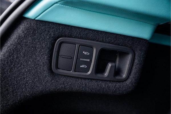 Lamborghini Urus Mansory 4.0 V8 - Panorama | Sterrenhemel | Sensonum | Massage | Stoelkoeling