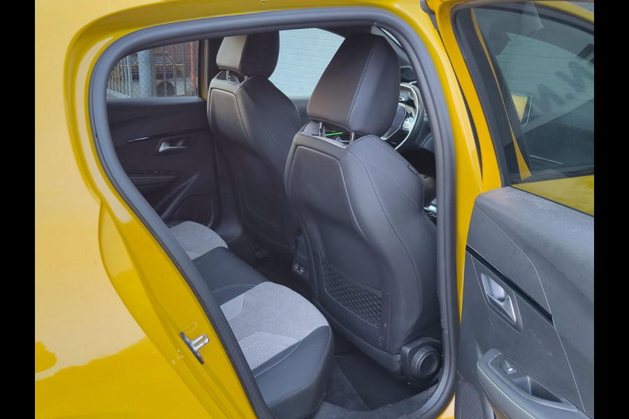 Peugeot e-208 EV GT 350 50kWh **Onboard charger defect** Navi Ecc 360°Camera Panoramadak Apple Carplay Android Auto Adap.Cruise Stoelverwarming Privacy Glas DAB+ Bluetooth Keyless Dodehoekdetectie 1e Eigenaar Origineel Nederlandse Auto Dealeronderhouden