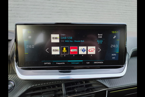 Peugeot e-208 EV GT 350 50kWh **Onboard charger defect** Navi Ecc 360°Camera Panoramadak Apple Carplay Android Auto Adap.Cruise Stoelverwarming Privacy Glas DAB+ Bluetooth Keyless Dodehoekdetectie 1e Eigenaar Origineel Nederlandse Auto Dealeronderhouden