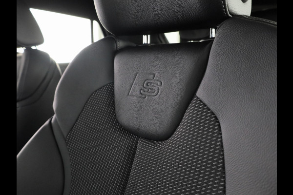 Audi Q2 35 TFSI S Edition | Optiek pakket zwart plus | Privacy glas | Stoelverwarming voorin | Audi Soundsysteem |
