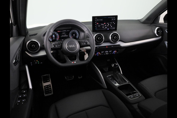 Audi Q2 35 TFSI S Edition | Optiek pakket zwart plus | Privacy glas | Stoelverwarming voorin | Audi Soundsysteem |