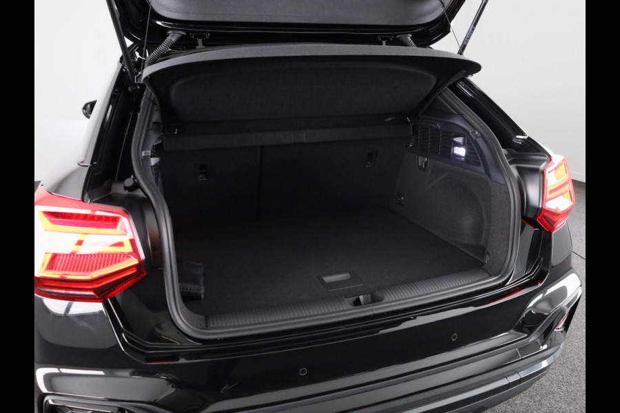 Audi Q2 35 TFSI S Edition | Optiek pakket zwart plus | Privacy glas | Stoelverwarming voorin | Audi Soundsysteem |