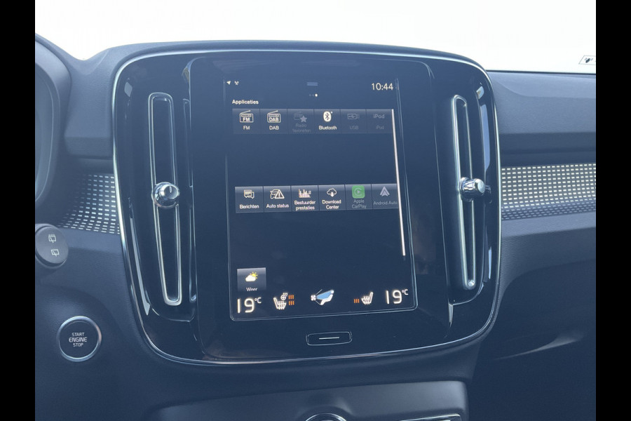 Volvo XC40 1.5 T5 262pk PHEV Recharge R-Design Elek.Trekhaak Leer Stoel/Stuurverw Adap.Cruise NL-Auto!