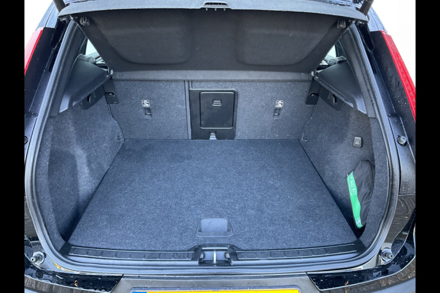 Volvo XC40 1.5 T5 262pk PHEV Recharge R-Design Elek.Trekhaak Leer Stoel/Stuurverw Adap.Cruise NL-Auto!