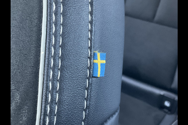 Volvo XC40 1.5 T5 262pk PHEV Recharge R-Design Elek.Trekhaak Leer Stoel/Stuurverw Adap.Cruise NL-Auto!