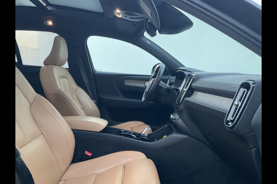 Volvo XC40 1.5 T5 262pk Recharge R-Design Pano Stoel/Stuurverw.Trekhaak Harman Kardon Blis