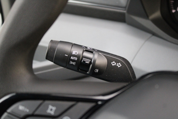 Renault Master T35 2.0 dCi 130 L2H2 Advance 131pk - Camera - Blindspot - Voorruit verwarming - Trekhaak - Carplay - Cruise - LED - Rijklaar