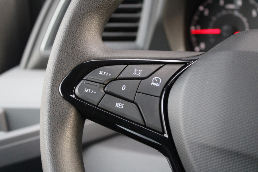 Renault Master T35 2.0 dCi 130 L2H2 Advance 131pk - Camera - Blindspot - Voorruit verwarming - Trekhaak - Carplay - Cruise - LED - Rijklaar