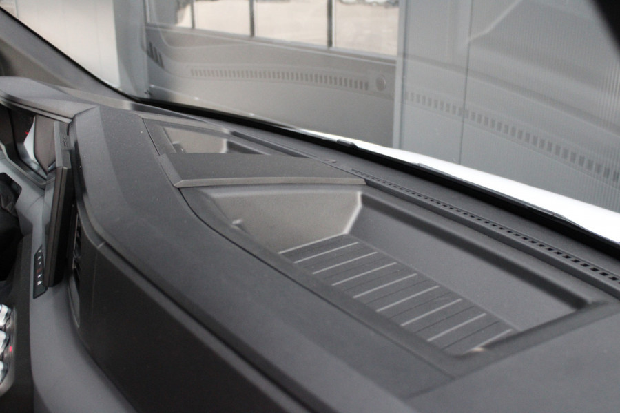 Renault Master T35 2.0 dCi 130 L2H2 Advance 131pk - Camera - Blindspot - Voorruit verwarming - Trekhaak - Carplay - Cruise - LED - Rijklaar