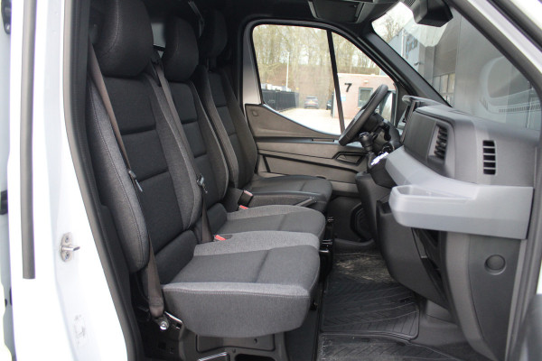 Renault Master T35 2.0 dCi 130 L2H2 Advance 131pk - Camera - Blindspot - Voorruit verwarming - Trekhaak - Carplay - Cruise - LED - Rijklaar