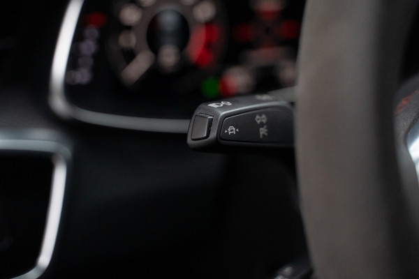 Audi A7 Sportback 4.0 TFSI RS 7 quattro URBAN / B&O / Keramisch / Pano / Soft close / HUD / VC / ACC RS7