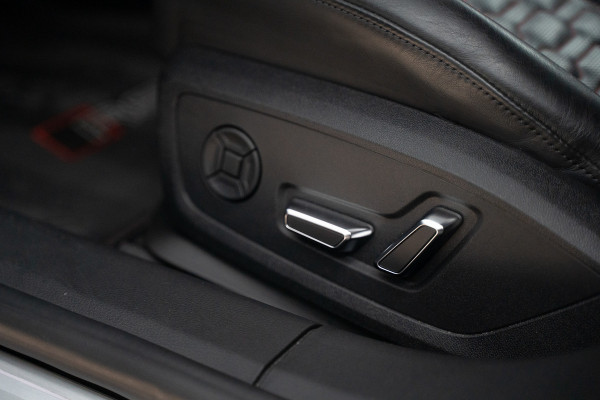 Audi A7 Sportback 4.0 TFSI RS 7 quattro URBAN / B&O / Keramisch / Pano / Soft close / HUD / VC / ACC RS7