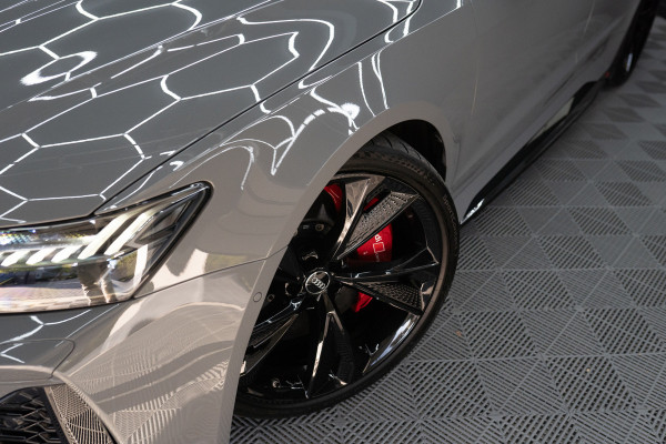 Audi A7 Sportback 4.0 TFSI RS 7 quattro URBAN / B&O / Keramisch / Pano / Soft close / HUD / VC / ACC RS7