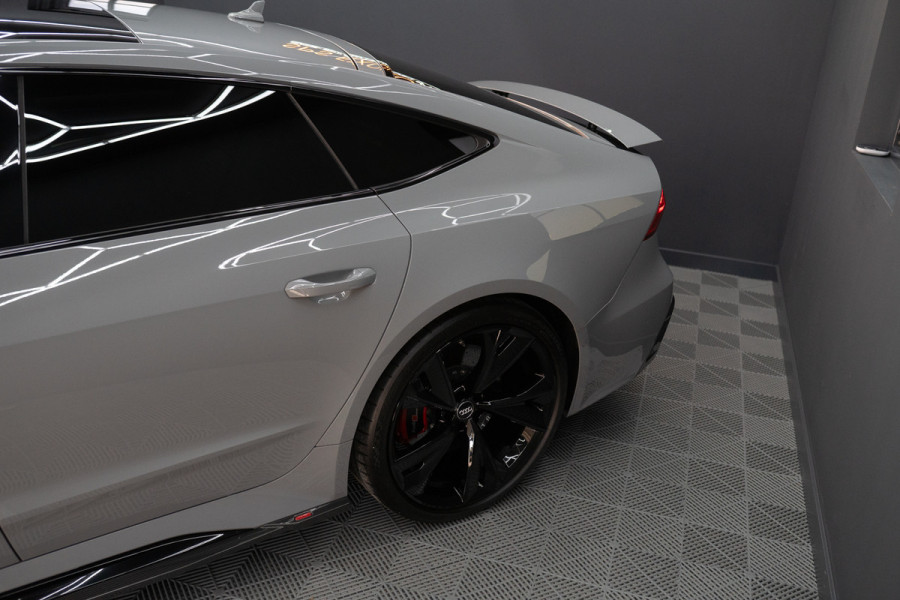 Audi A7 Sportback 4.0 TFSI RS 7 quattro URBAN / B&O / Keramisch / Pano / Soft close / HUD / VC / ACC RS7