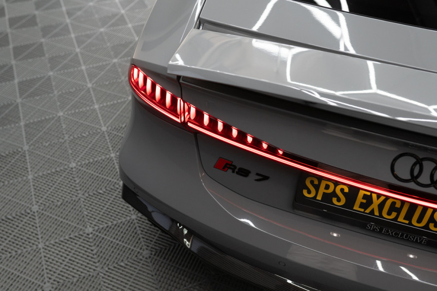 Audi A7 Sportback 4.0 TFSI RS 7 quattro URBAN / B&O / Keramisch / Pano / Soft close / HUD / VC / ACC RS7