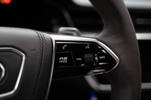 Audi A7 Sportback 4.0 TFSI RS 7 quattro URBAN / B&O / Keramisch / Pano / Soft close / HUD / VC / ACC RS7