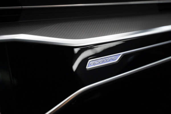 Audi A7 Sportback 4.0 TFSI RS 7 quattro URBAN / B&O / Keramisch / Pano / Soft close / HUD / VC / ACC RS7