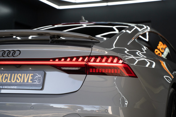 Audi A7 Sportback 4.0 TFSI RS 7 quattro URBAN / B&O / Keramisch / Pano / Soft close / HUD / VC / ACC RS7