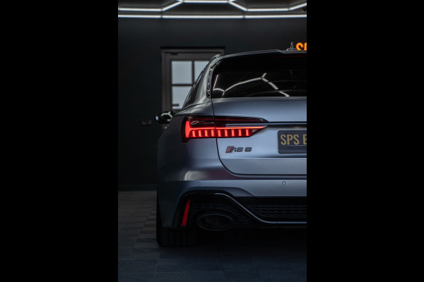 Audi A6 Avant RS 6 TFSI quattro Keramisch / 2xExclusive / Dynamic+ / MAT Florett / Softclose / Achterasbest. / Stage 1+ / 777PK / VOL