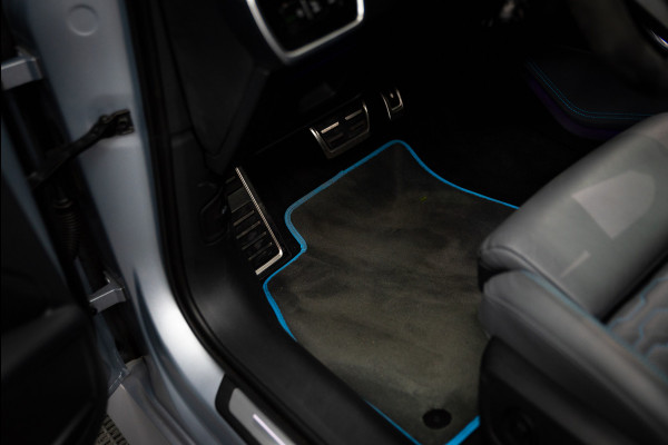 Audi A6 Avant RS 6 TFSI quattro Keramisch / 2xExclusive / Dynamic+ / MAT Florett / Softclose / Achterasbest. / Stage 1+ / 777PK / VOL