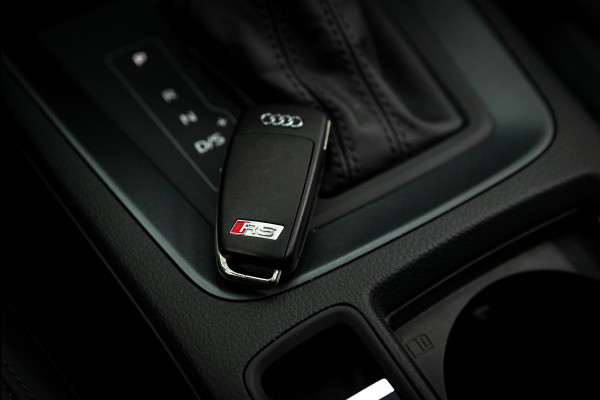 Audi Q3 TFSI RS / Pano / Eventuri / Adaptive / Sonos / Memory / Milltek DP / Garantie 07/2026