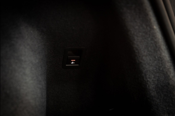 Audi Q3 TFSI RS / Pano / Eventuri / Adaptive / Sonos / Memory / Milltek DP / Garantie 07/2026