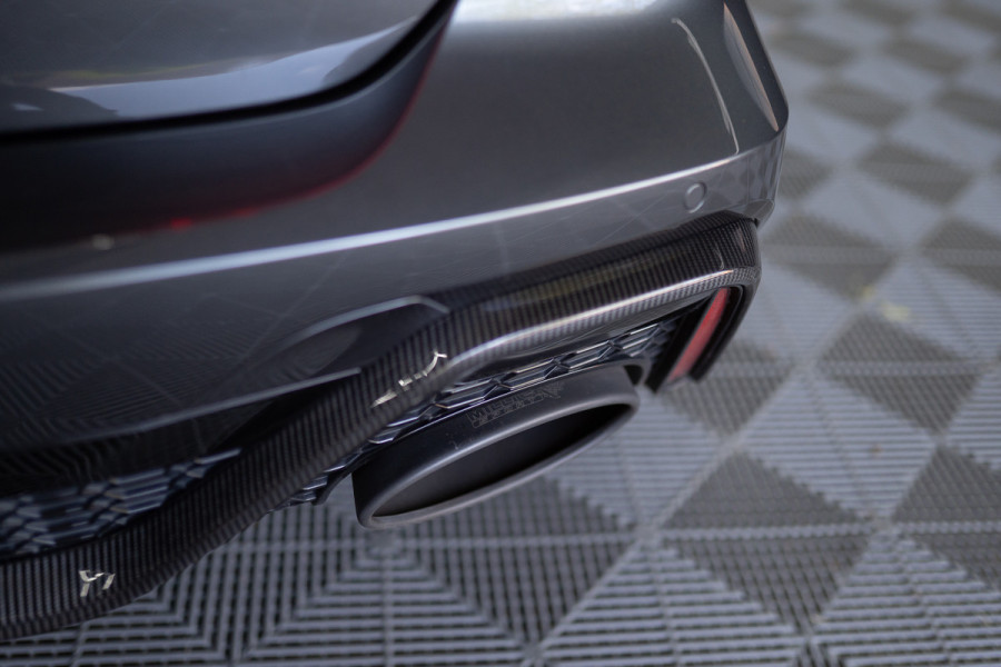 Audi A6 Avant RS 6 TFSI quattro / B&O 3d./ Milltek / Keramisch / Pano / Carbon / Softcl. / 360 cam / Alarm kl5 - Full option