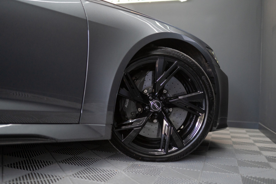 Audi A6 Avant RS 6 TFSI quattro / B&O 3d./ Milltek / Keramisch / Pano / Carbon / Softcl. / 360 cam / Alarm kl5 - Full option