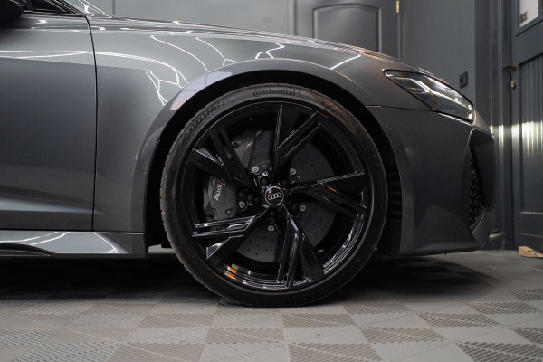 Audi A6 Avant RS 6 TFSI quattro / B&O 3d./ Milltek / Keramisch / Pano / Carbon / Softcl. / 360 cam / Alarm kl5 - Full option