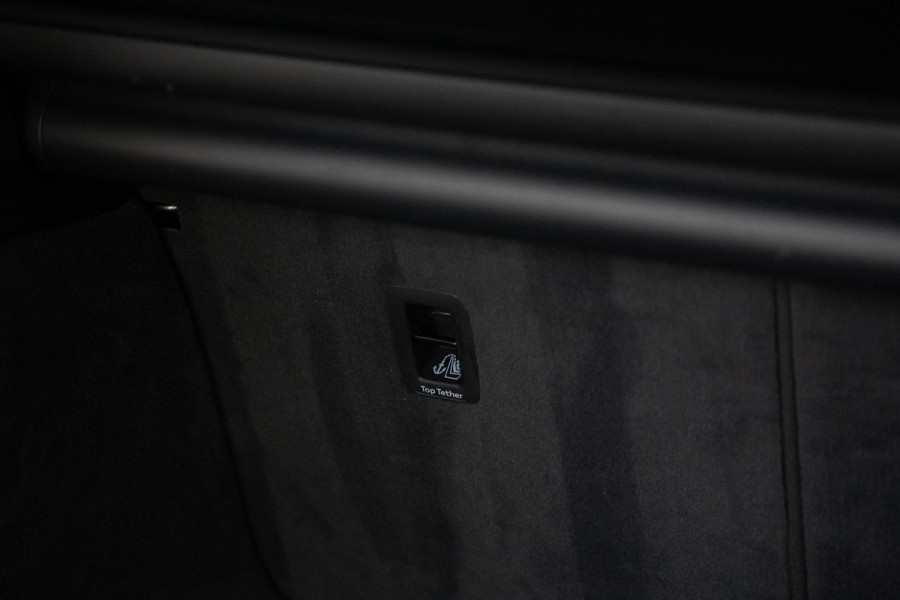 Audi A6 Avant RS 6 TFSI quattro / B&O 3d./ Milltek / Keramisch / Pano / Carbon / Softcl. / 360 cam / Alarm kl5 - Full option