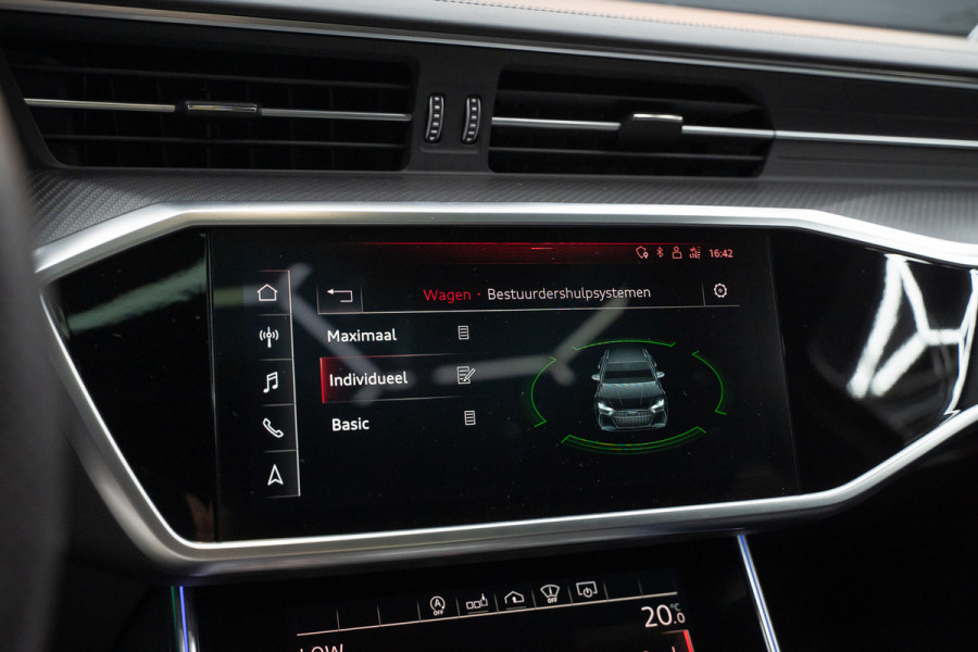 Audi A6 Avant RS 6 TFSI quattro / B&O 3d./ Milltek / Keramisch / Pano / Carbon / Softcl. / 360 cam / Alarm kl5 - Full option