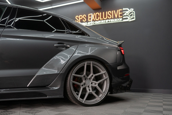 Audi A3 Limousine 2.5 TFSI RS 3 quattro Widebody / TTE700 / Full PPF / B&O / Pano / IPE Titanium uitlaat / VC / Custom RS3 VOL Stage 3